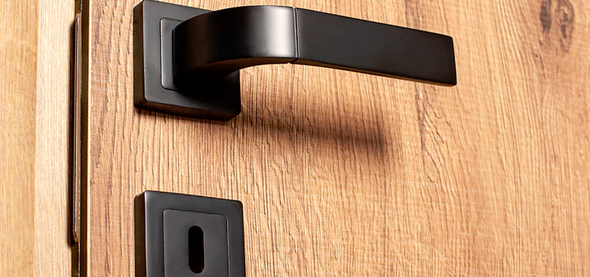 Weekend Lockout Assistance Troubleshooting in Glen Avon, California