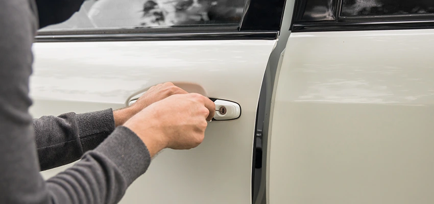 Unlock Car Door Service in Glen Avon, CA